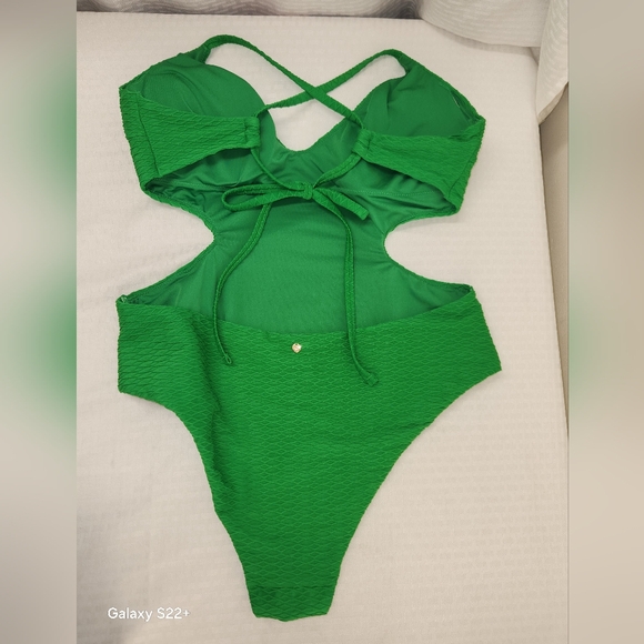 Victoria’s Secret Beach Beads Cut-Out Cheeky One-Piece Size XL.  #B11 - Picture 11 of 11
